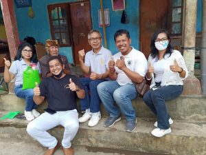 Berkunjung Kerumah Made Rajeg Seorang Seniman Kidung Warga Sari Desa Pering